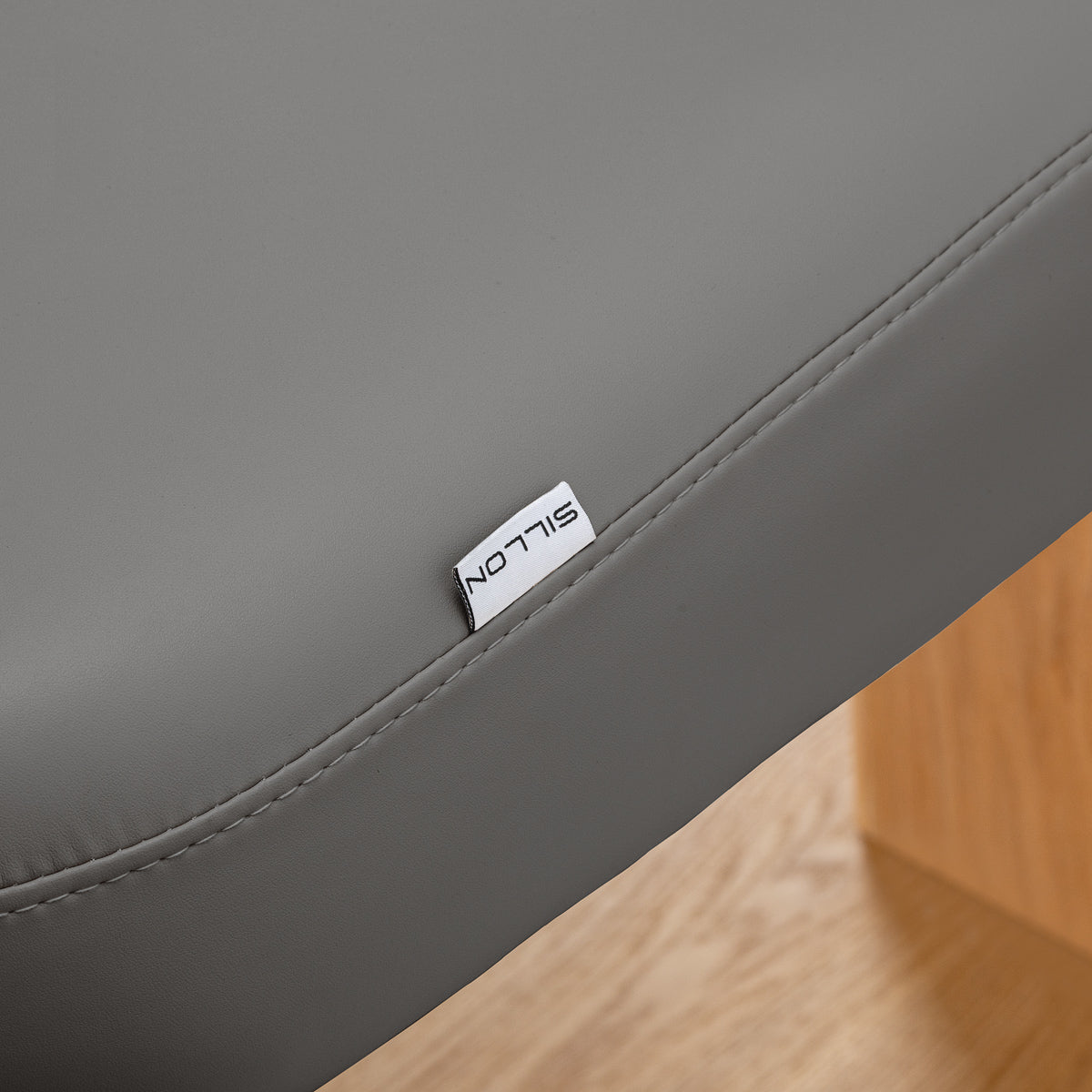 Sillon Relax · gris / brun clair · étiquette Sillon et couture
