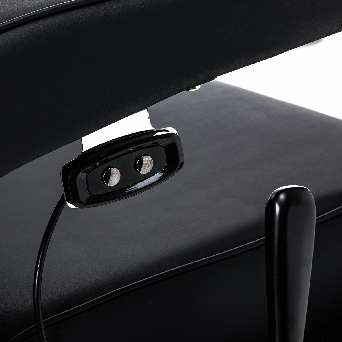 Gabbiano Continental Fauteuil De Barbier Avec Massage – Noir · Commandes de massage