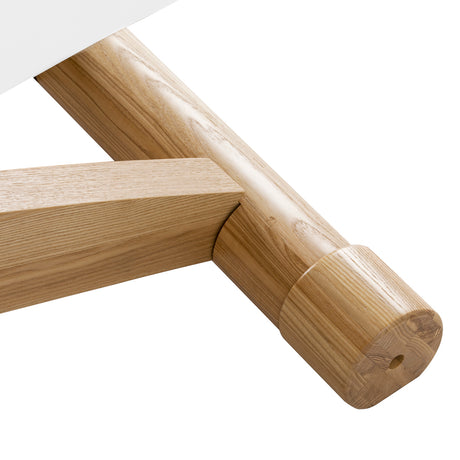 Sillon Siesta Table SPA Électrique – Blanche, Base Brun Clair · Base en bois