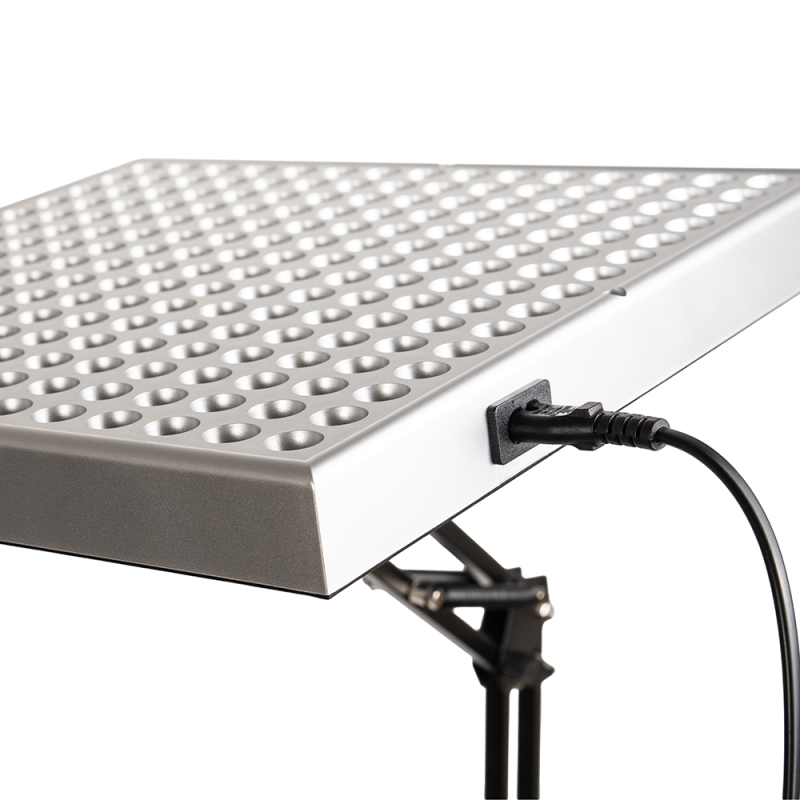 Panneau lumineux infrarouge